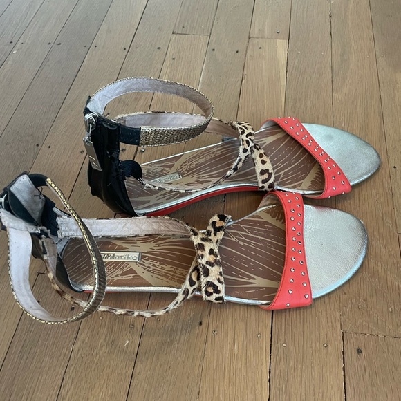 Matiko women’s sandals - 8.5 - Picture 4 of 4